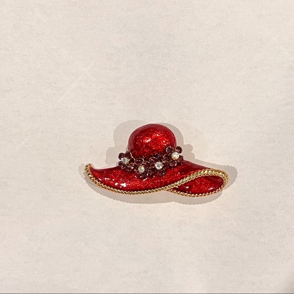 TWO RED AND GOLD HAT SHAPED PIN/BROOCH - Picture 2 of 8